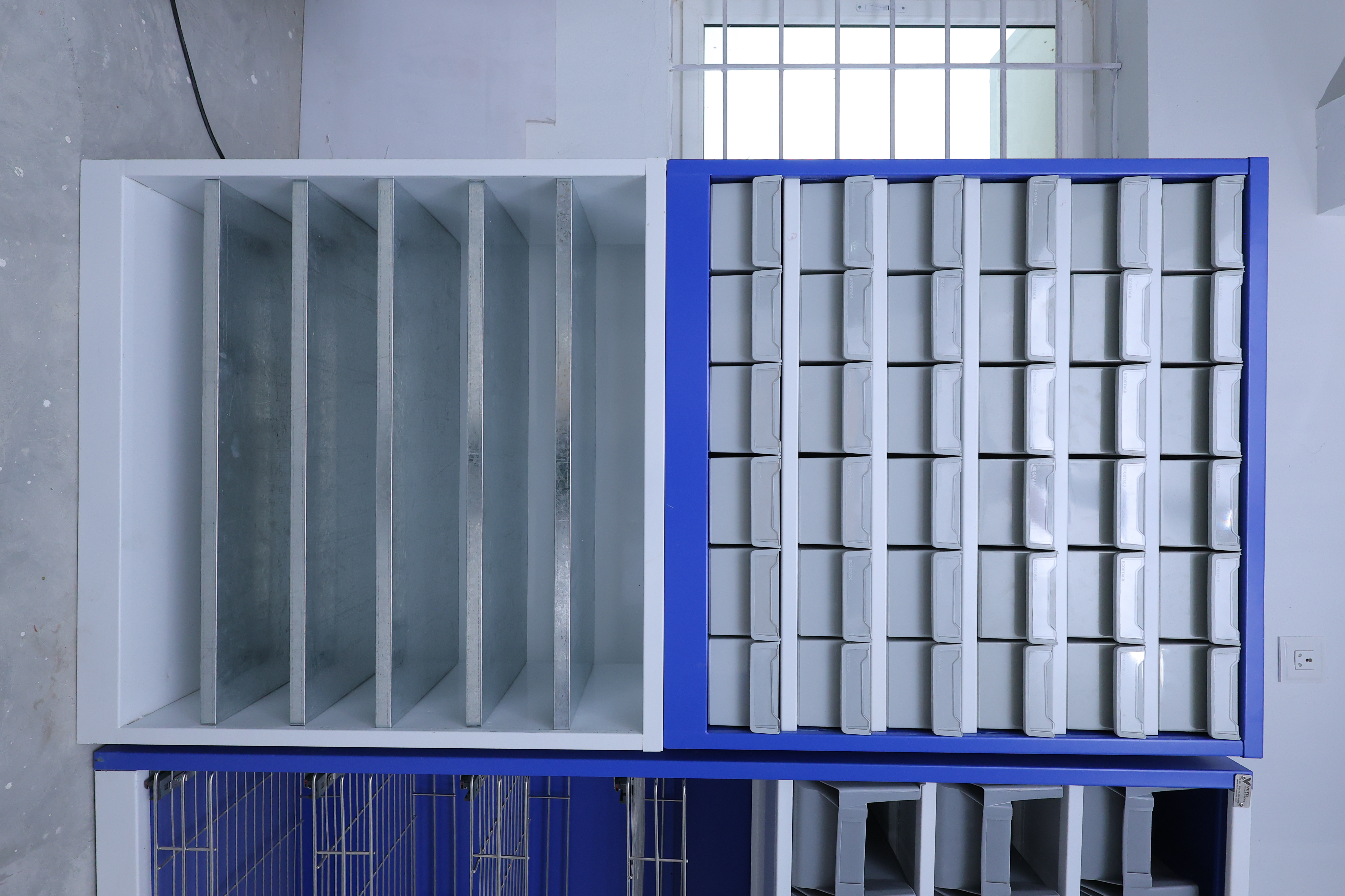 Parmacy rack  Model no - VSE 36 O